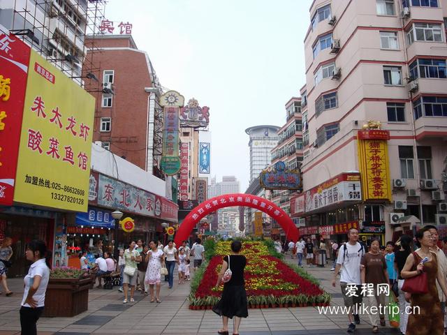 AG九游會(huì )中國十大著(zhù)名商業(yè)街中央大街光榮上榜！(圖9)